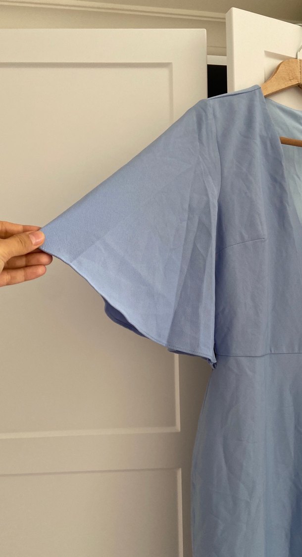 Drapeli V Yaka Midi Mavi Elbise - Görsel 4