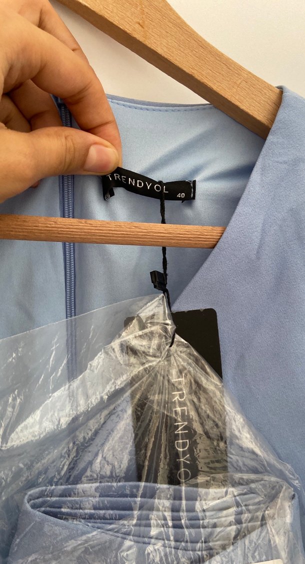 Drapeli V Yaka Midi Mavi Elbise - Görsel 2