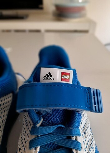 Adidas 31 numara lego serisi mavi spor ayakkabı 