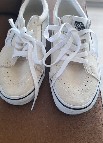 36 Beden beyaz Renk Vans 36 numara ayakkabı 