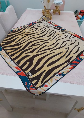 aker ipek esarp - Görsel 8