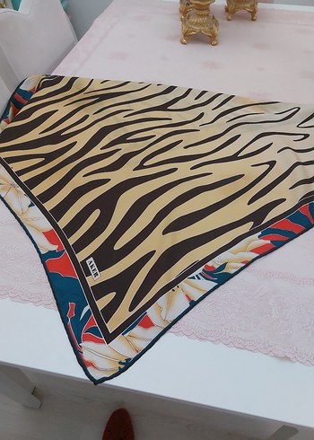 aker ipek esarp - Görsel 6