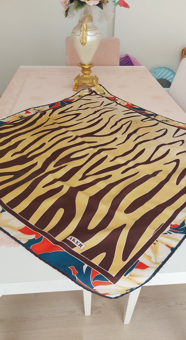 aker ipek esarp - Görsel 2