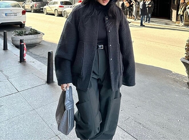 m Beden siyah Renk Mango oversize bomber ceket