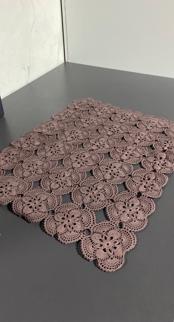 Klasik Dantel Masa Örtüsü isteyen runnır masası yapabilir - Görsel 4