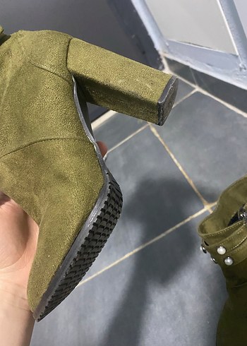 Kadın Haki Süet Toka Detaylı Topuklu Bot - Görsel 5