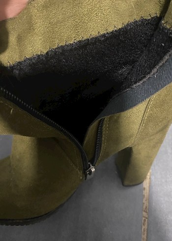 Kadın Haki Süet Toka Detaylı Topuklu Bot - Görsel 2