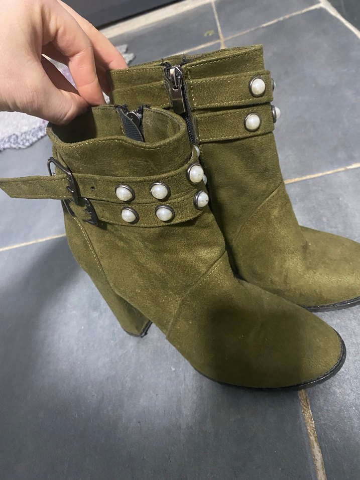 Kadın Haki Süet Toka Detaylı Topuklu Bot - Görsel 4