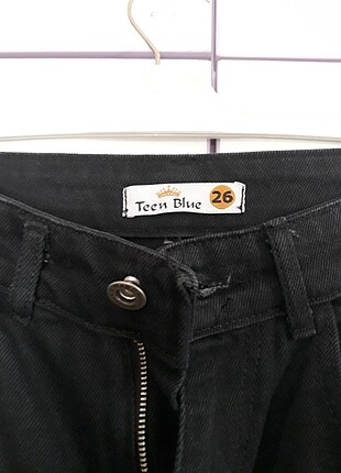 Siyah mom jean