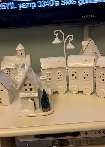 Beyaz Seramik Geyik ve Ev Figürleri - Görsel 3