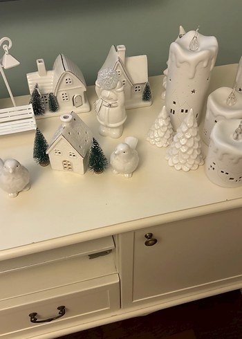 Beyaz Seramik Geyik ve Ev Figürleri - Görsel 8