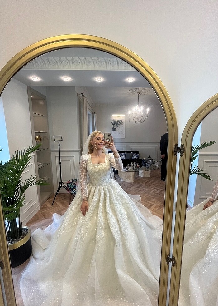 Kristal Zarina 2023 model gelinlik - Görsel 3