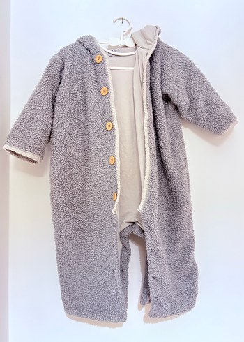 Teddy 1 yaş - Gri Peluş Bebek Tulumu Kulak Detaylı - Görsel 2