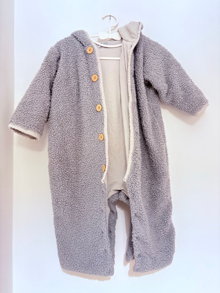 Teddy 1 yaş - Gri Peluş Bebek Tulumu Kulak Detaylı - Görsel 2