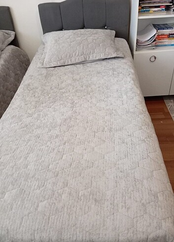 Tek kişilik pike takımı 