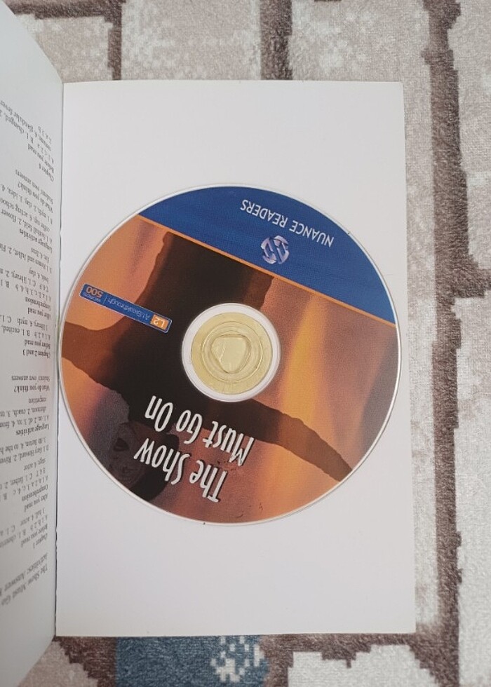 The Show Must Go On + Audio (Nuance Readers Level - 2) - Görsel 2