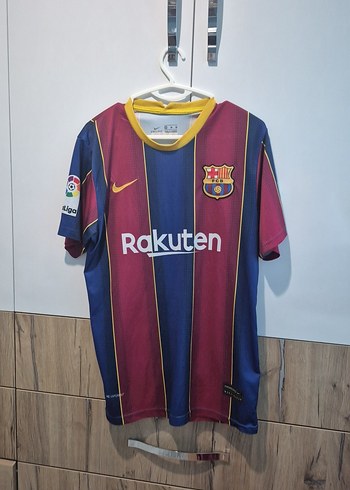 20/21 Barcelona formasi Az Kullanılmış. M Beden.