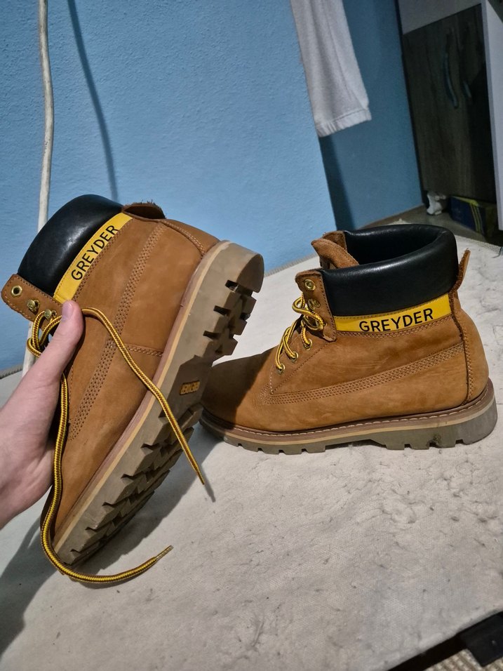 Greyder Az Kullanılmış Orjinal Bot. Aciklama okuyun. Erkek 45 No - Görsel 5