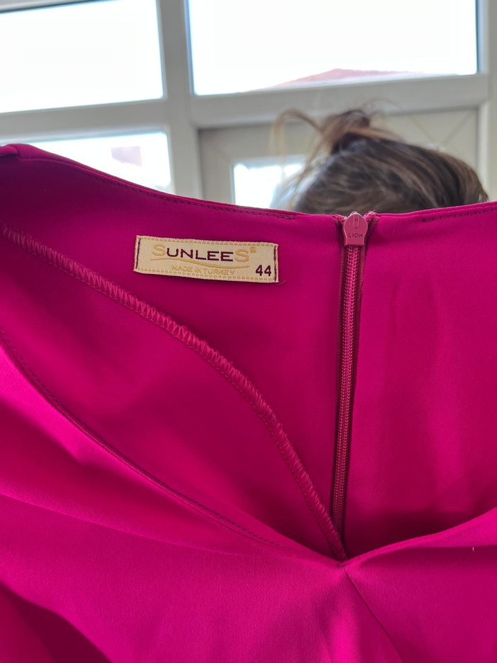 Pembe V Yaka Saten Görünümlü - Görsel 3