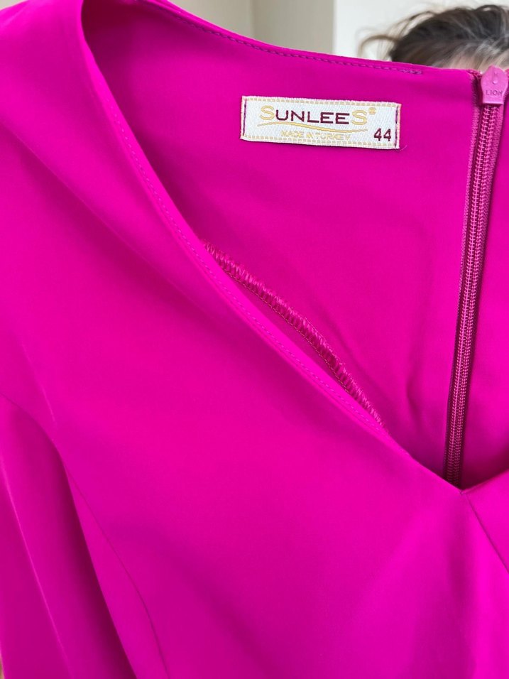 Pembe V Yaka Saten Görünümlü - Görsel 5