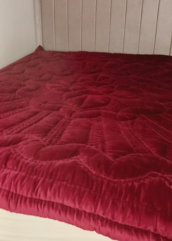  Beden Bordo Nakışlı el yapimi yorgan