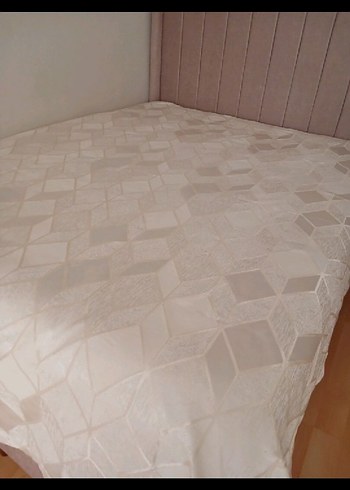 Beyaz Pastel Renkli Düz Yatak Örtüsü - Görsel 2