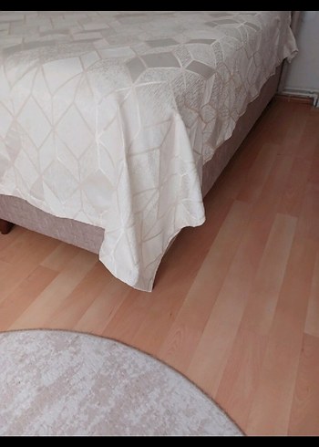 Beyaz Pastel Renkli Düz Yatak Örtüsü - Görsel 4