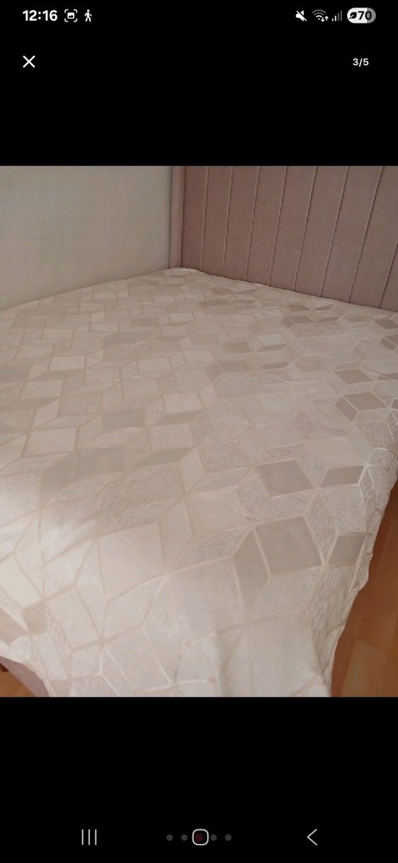 Beyaz Pastel Renkli Düz Yatak Örtüsü - Görsel 2