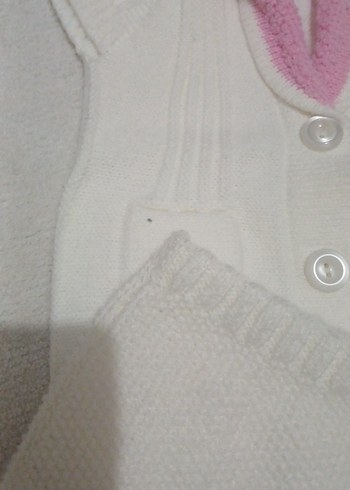 Kız Çocuk Beyaz Triko Süveter ve Etek Takımı - Görsel 4