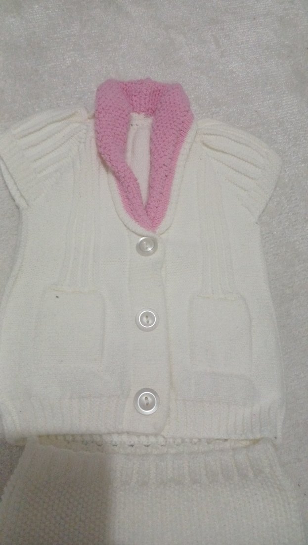 Kız Çocuk Beyaz Triko Süveter ve Etek Takımı - Görsel 3