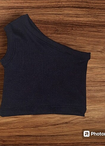 Siyah crop