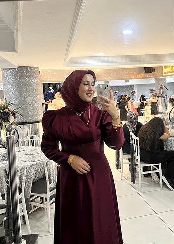 Bordo Uzun Kol Drapeli Tesettür Elbise - Görsel 5