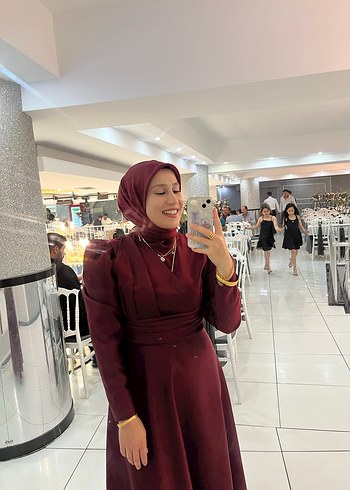 Bordo Uzun Kol Drapeli Tesettür Elbise - Görsel 3