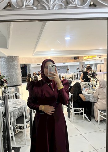 Bordo Uzun Kol Drapeli Tesettür Elbise - Görsel 7