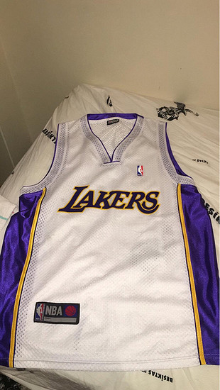Lakers forma
