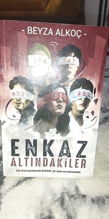  Enkaz altındakiler 