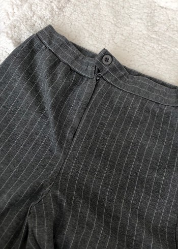 l Beden Kadın Gri Pilili Kumaş Pantolon