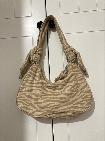 Zara Zara desenli kol çantası