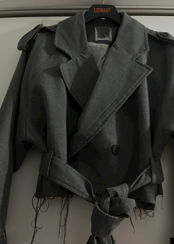 Zara Gri Kemerli Kısa Trençkot