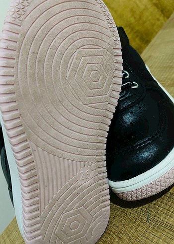 Kızlar İçin Peluş Detaylı Sokak Tarzı Terlik - Görsel 3