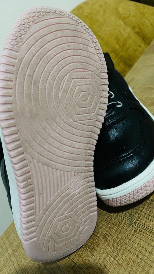 Kızlar İçin Peluş Detaylı Sokak Tarzı Terlik - Görsel 3