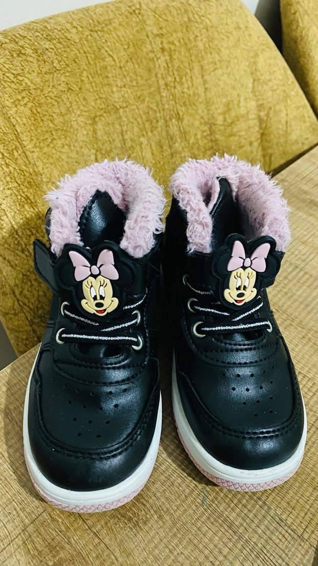 Kızlar İçin Peluş Detaylı Sokak Tarzı Terlik - Görsel 4