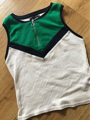 bershka fermuarlı crop