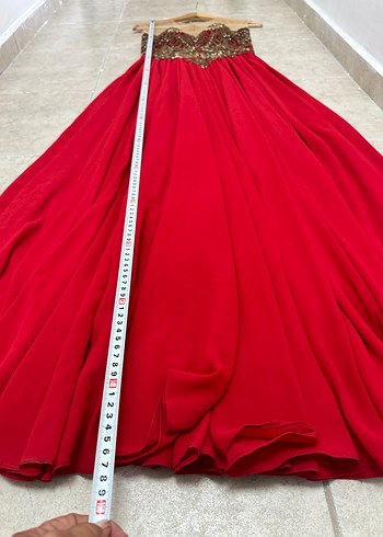 Kırmızı İşlemeli Straplez Uzun Elbise - Görsel 5