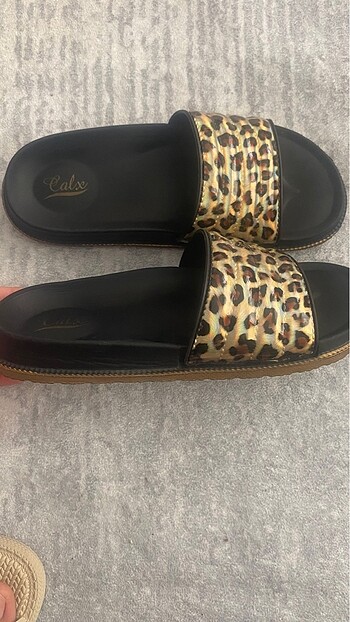 38 Beden Leoparlı terlik
