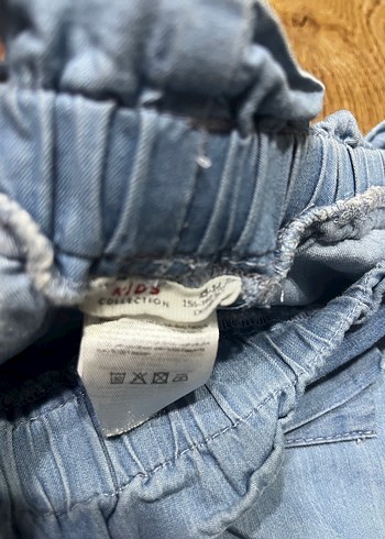 Kız çocuk Mavi Kemerli Mini Kot Şort - Görsel 2