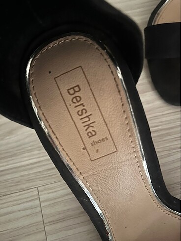 39 Beden Bershka Topuklu sandalet
