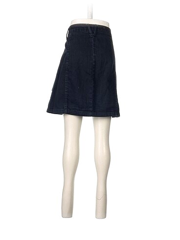34 Beden Stradivarius Mini Etek %70 İndirimli.