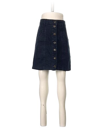 Stradivarius Mini Etek %70 İndirimli.
