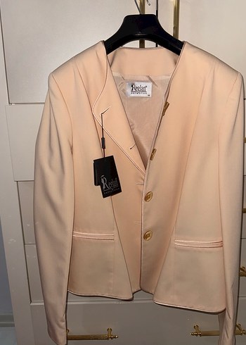 Pudra rengi Düğmeli Kadın Blazer Ceket Etek takım - Görsel 3